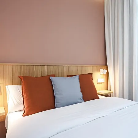 Vallecas Suites By Olala Homes-2